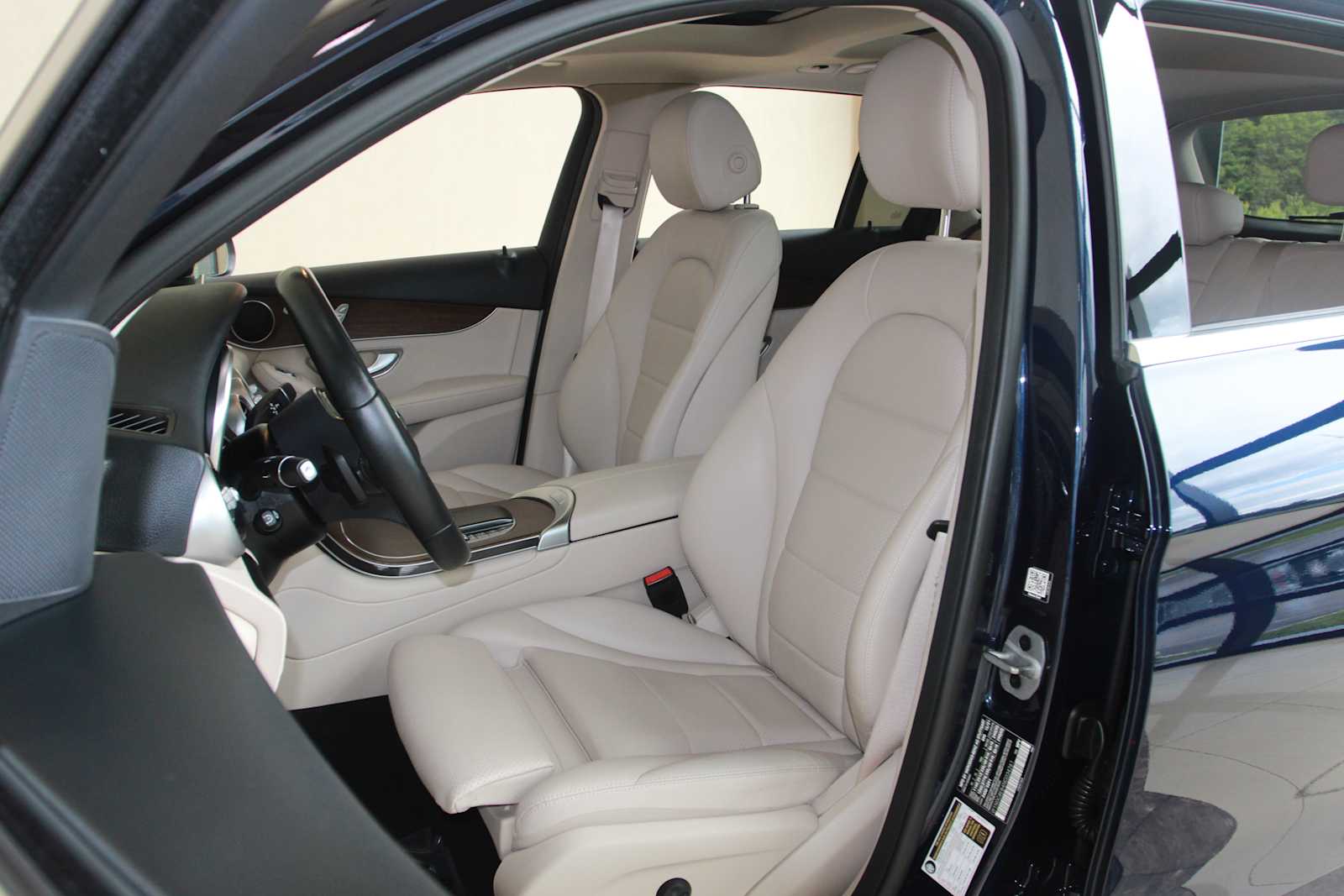 used 2022 Mercedes-Benz GLC 300 car, priced at $34,097