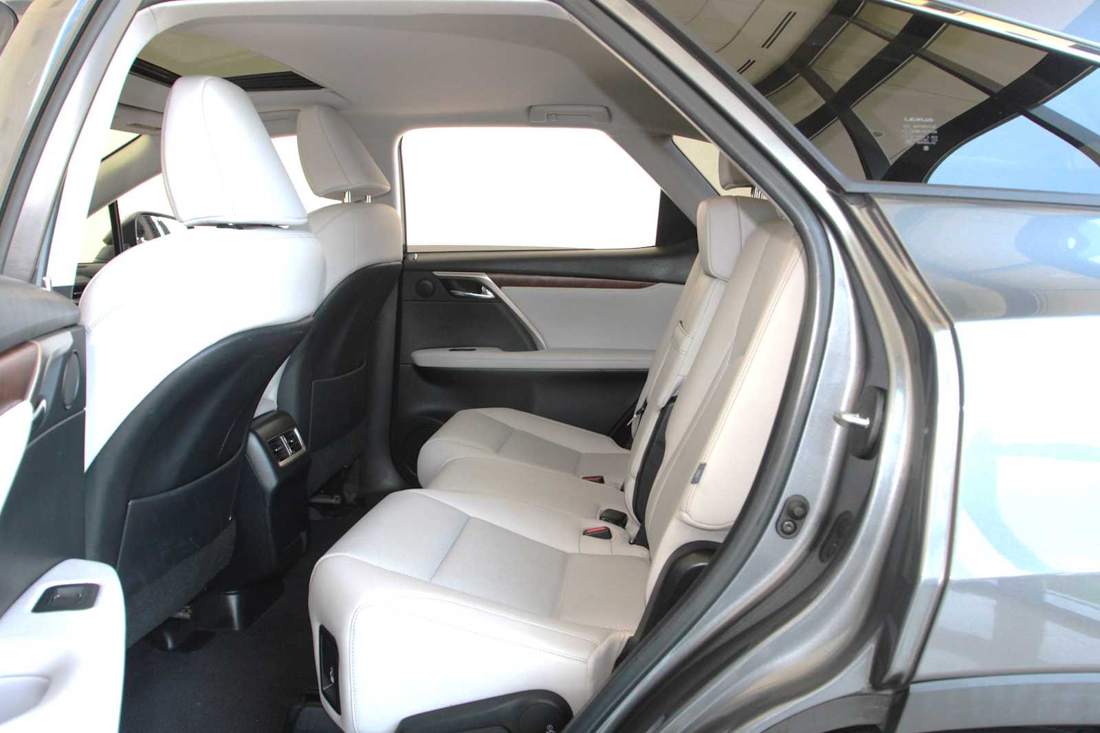 used 2020 Lexus RX 350L car, priced at $33,997