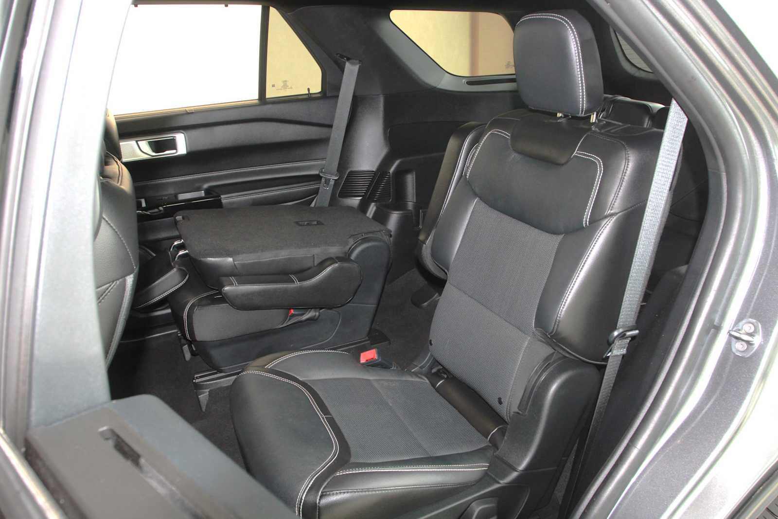 used 2022 Ford Explorer car, priced at $39,398