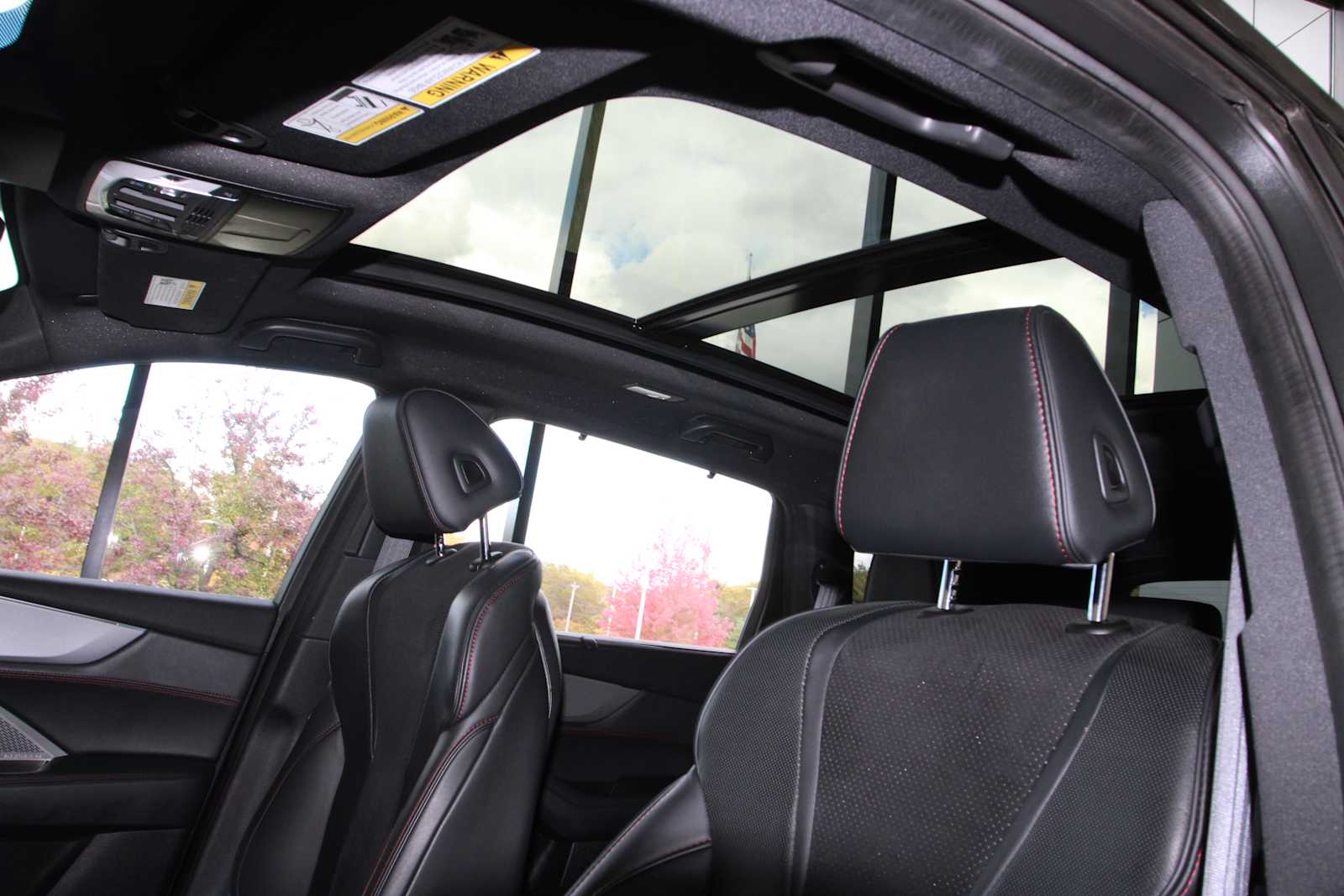 used 2023 Acura MDX car, priced at $44,497