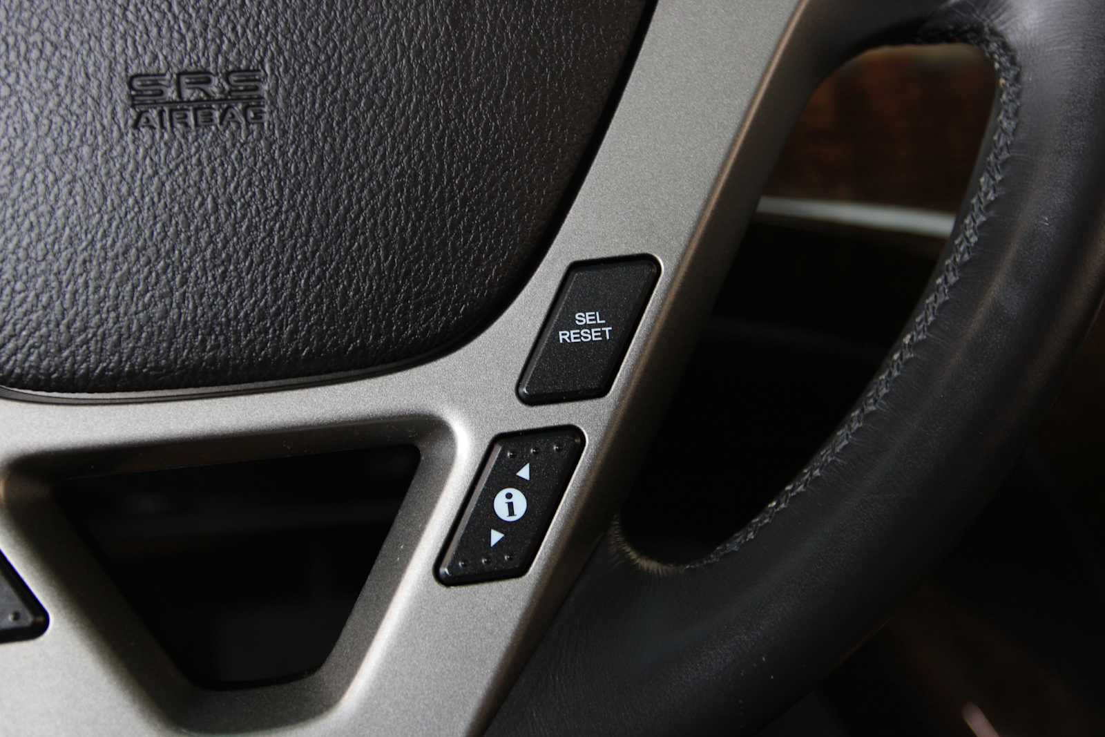 used 2013 Acura MDX car, priced at $11,297