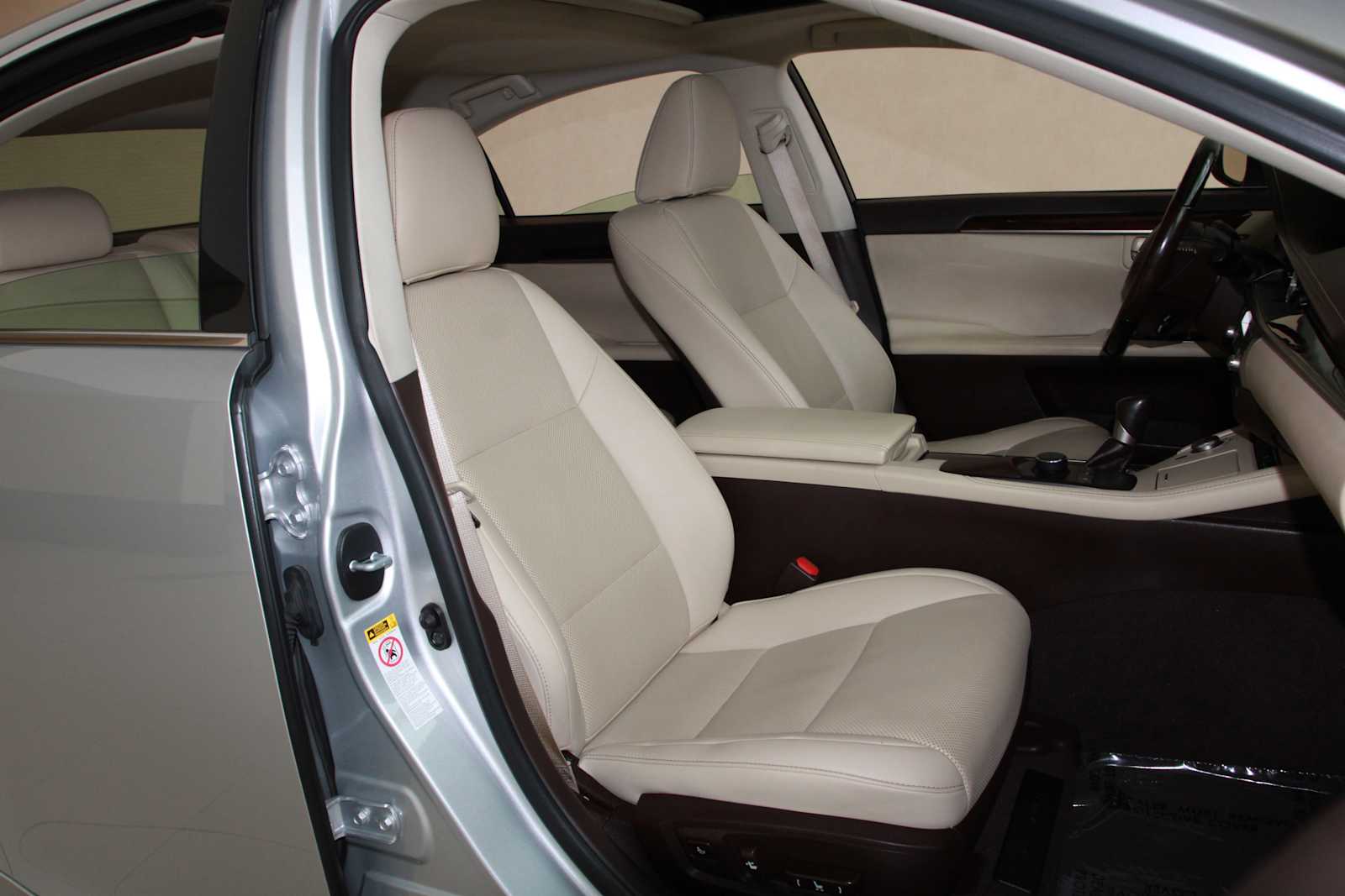 used 2016 Lexus ES 350 car, priced at $16,497