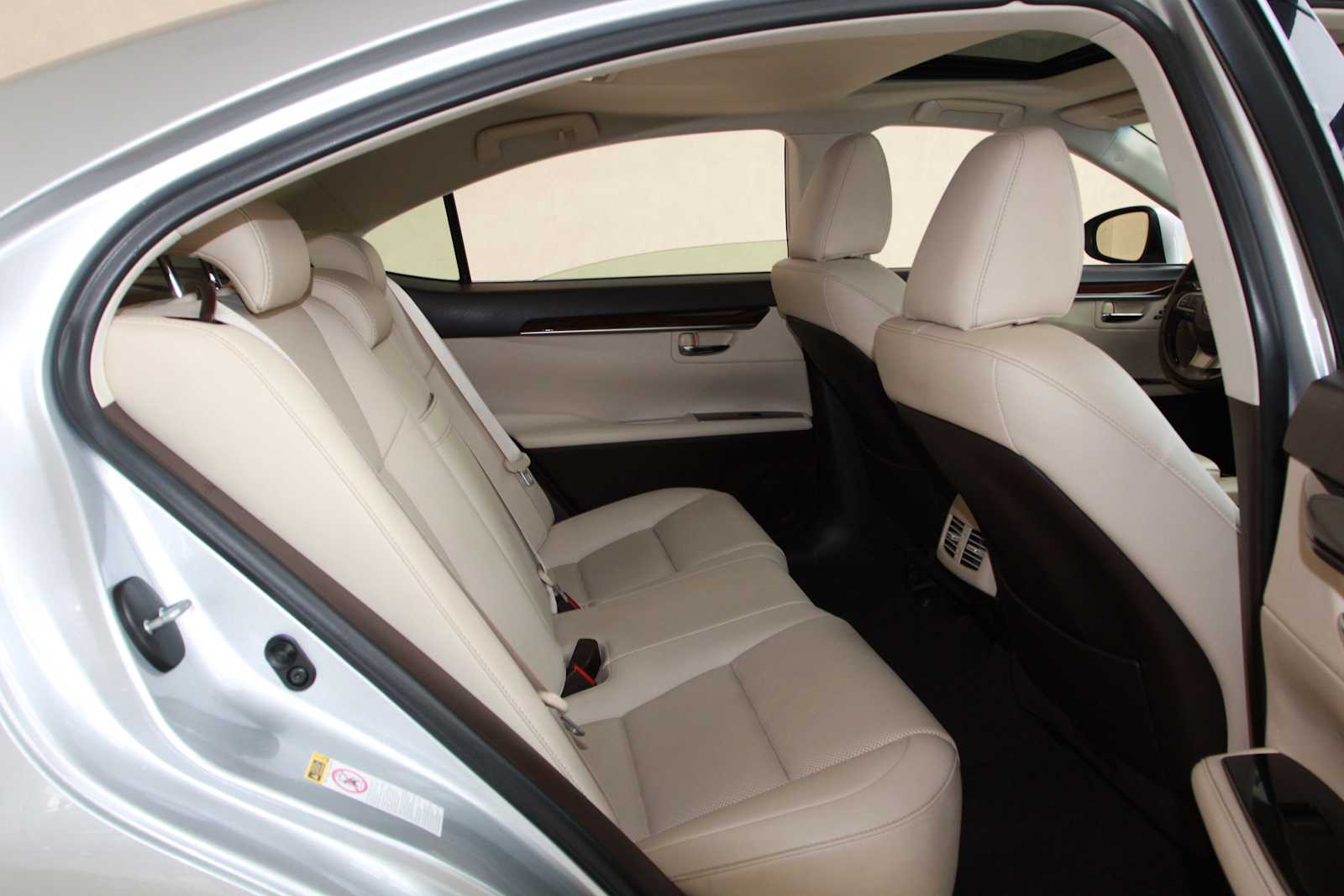 used 2016 Lexus ES 350 car, priced at $16,497