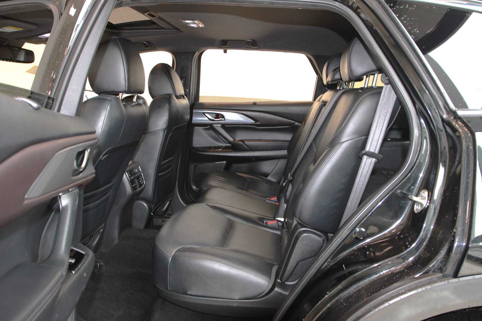 used 2018 Mazda CX-9 car, priced at $16,097