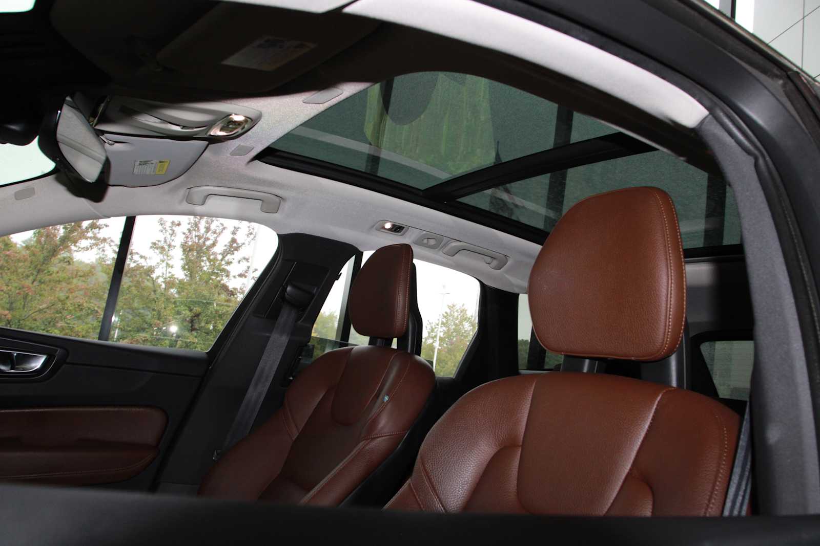 used 2018 Volvo XC60 car, priced at $17,797
