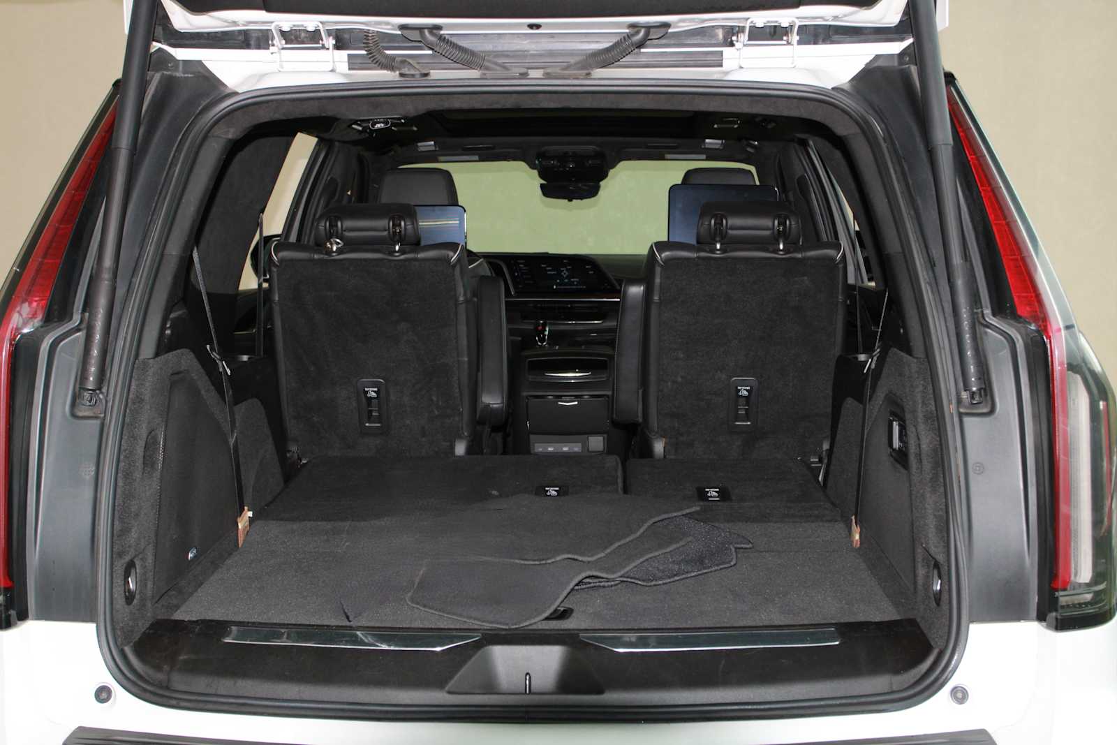 used 2021 Cadillac Escalade car, priced at $46,497
