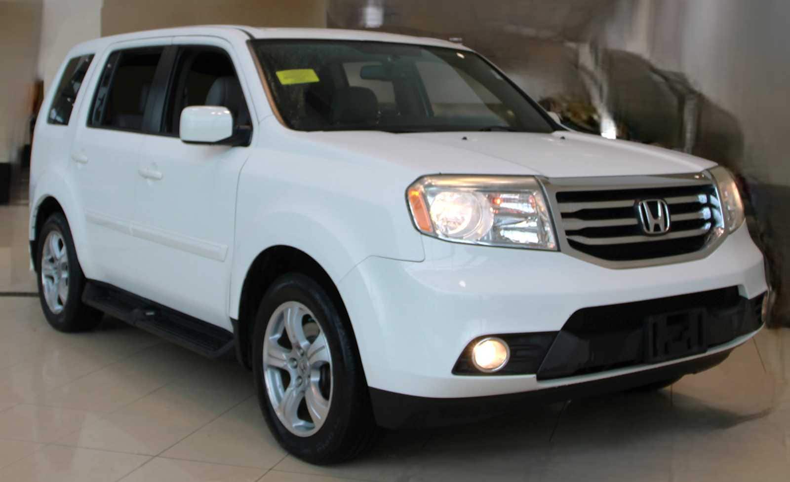 used 2015 Honda Pilot car, priced at $21,497
