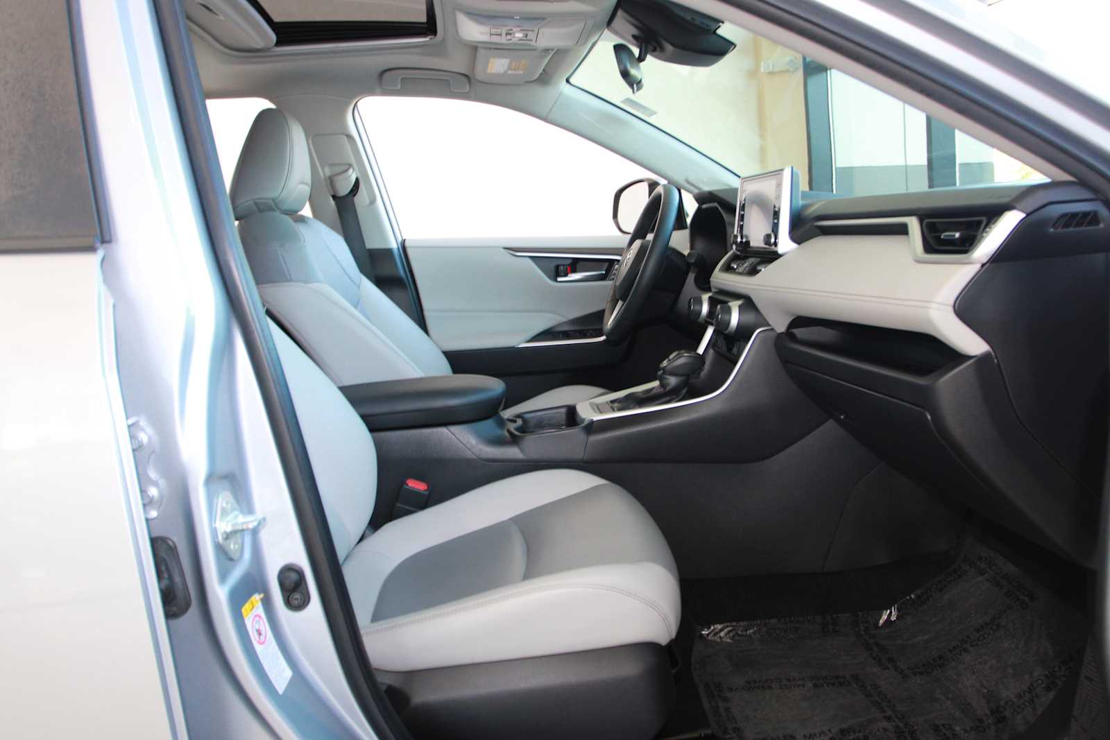 used 2019 Toyota RAV4 car, priced at $22,897