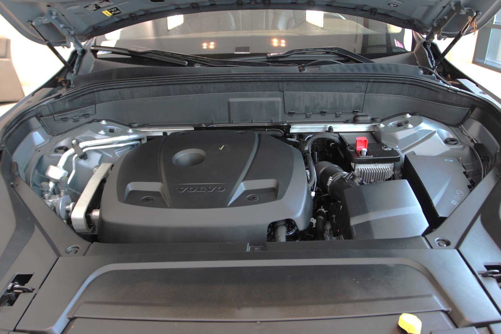 used 2020 Volvo XC90 car, priced at $22,897