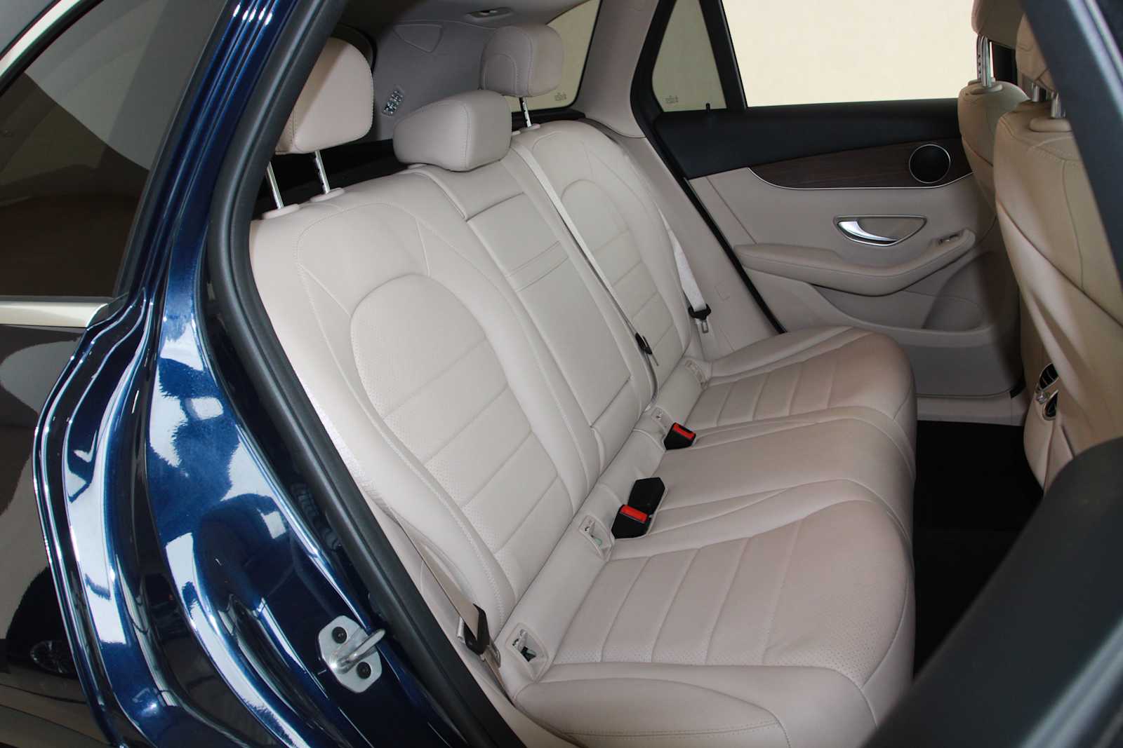 used 2022 Mercedes-Benz GLC 300 car, priced at $34,097