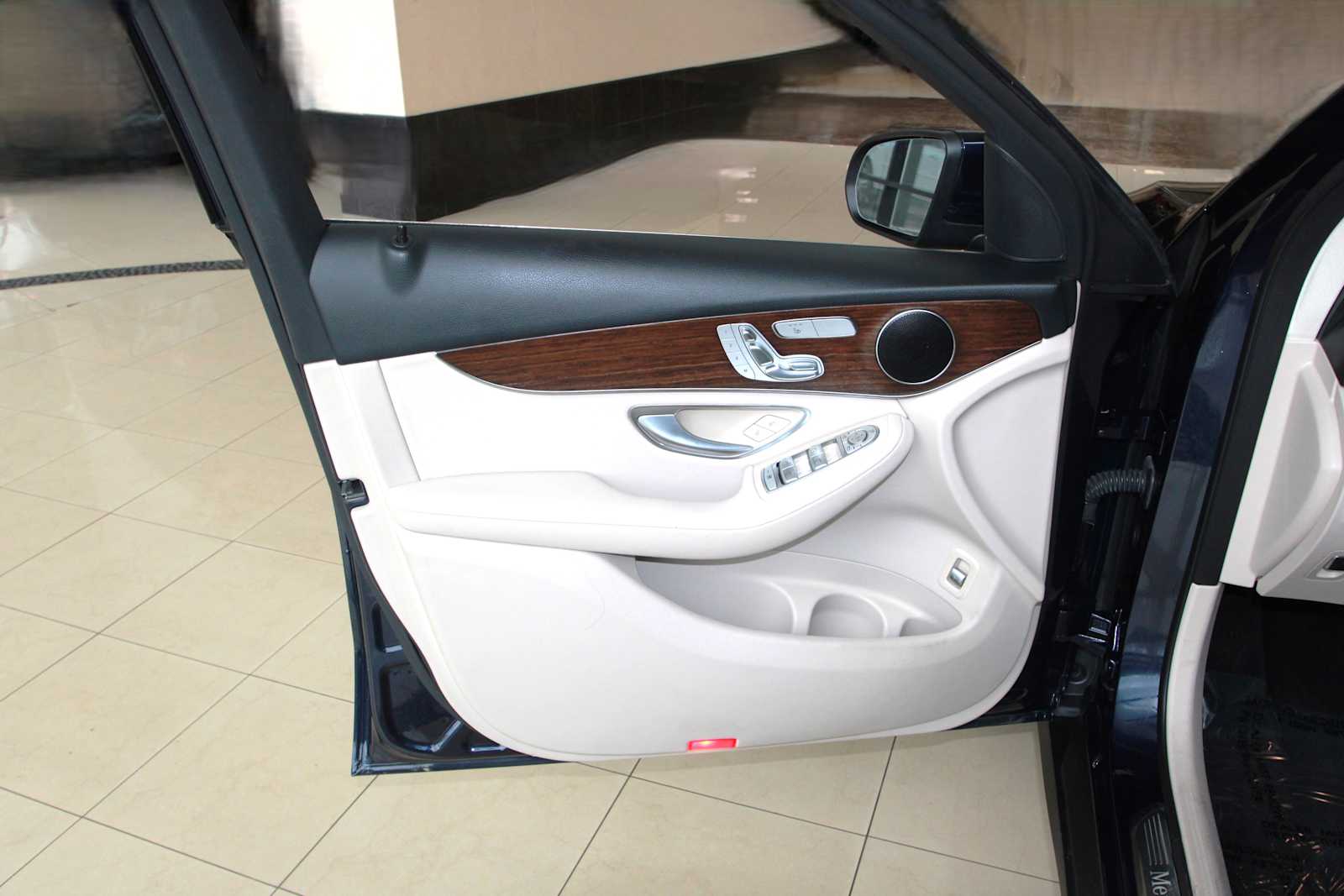 used 2022 Mercedes-Benz GLC 300 car, priced at $34,097