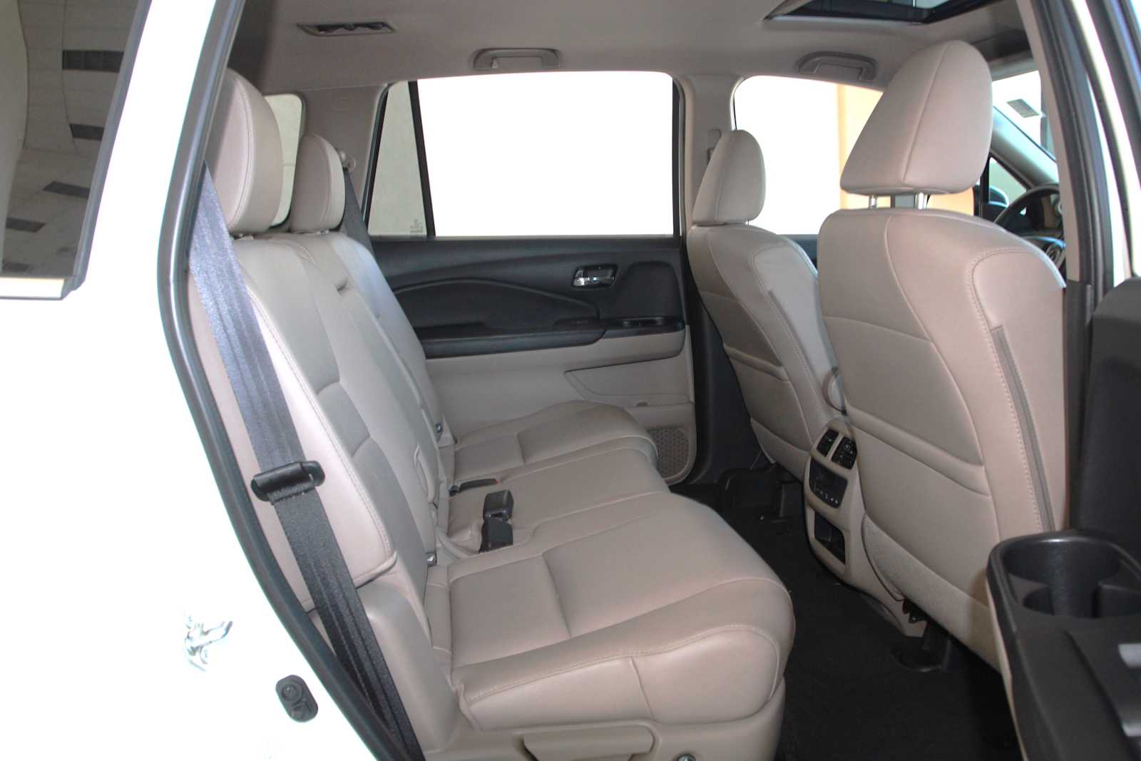 used 2016 Honda Pilot car, priced at $19,497