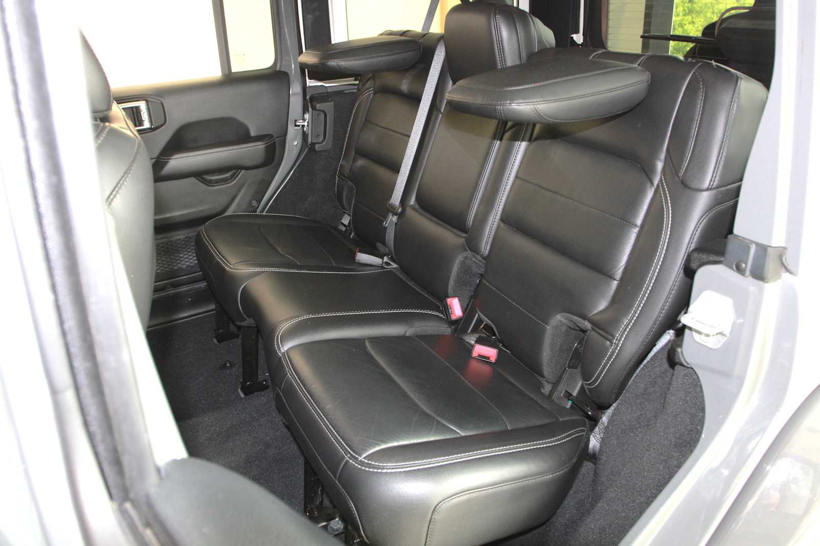used 2019 Jeep Wrangler Unlimited car, priced at $23,598