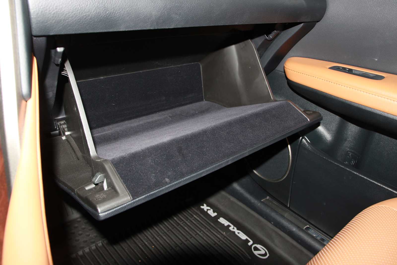 used 2022 Lexus RX 350L car, priced at $44,497