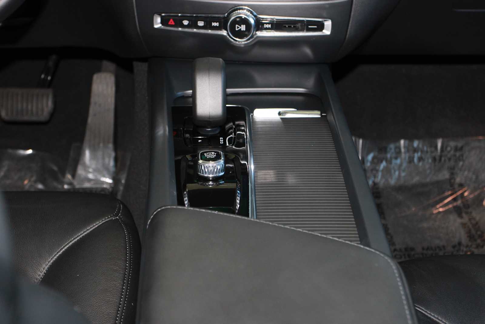 used 2024 Volvo S60 car, priced at $30,497