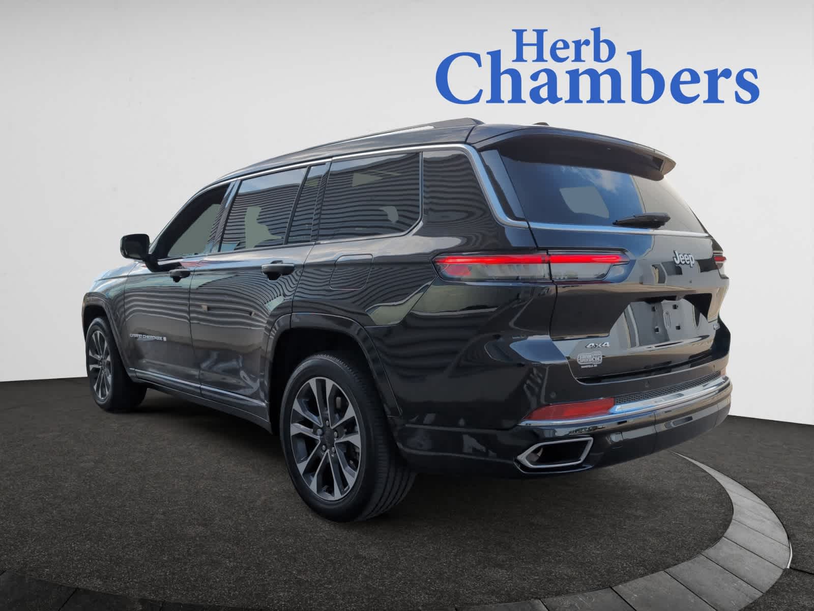 used 2023 Jeep Grand Cherokee car, priced at $42,998