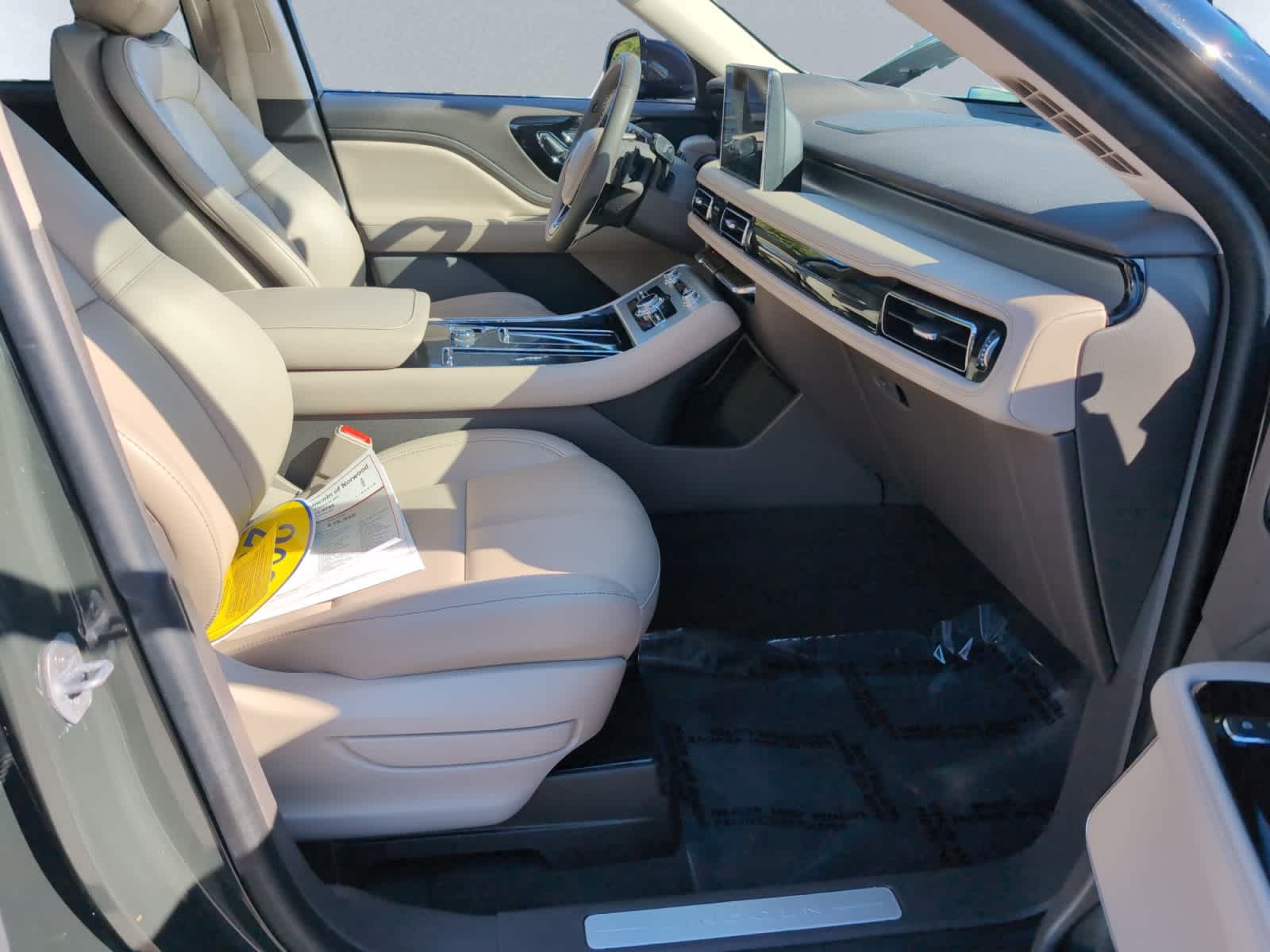 used 2022 Lincoln Aviator car, priced at $38,998