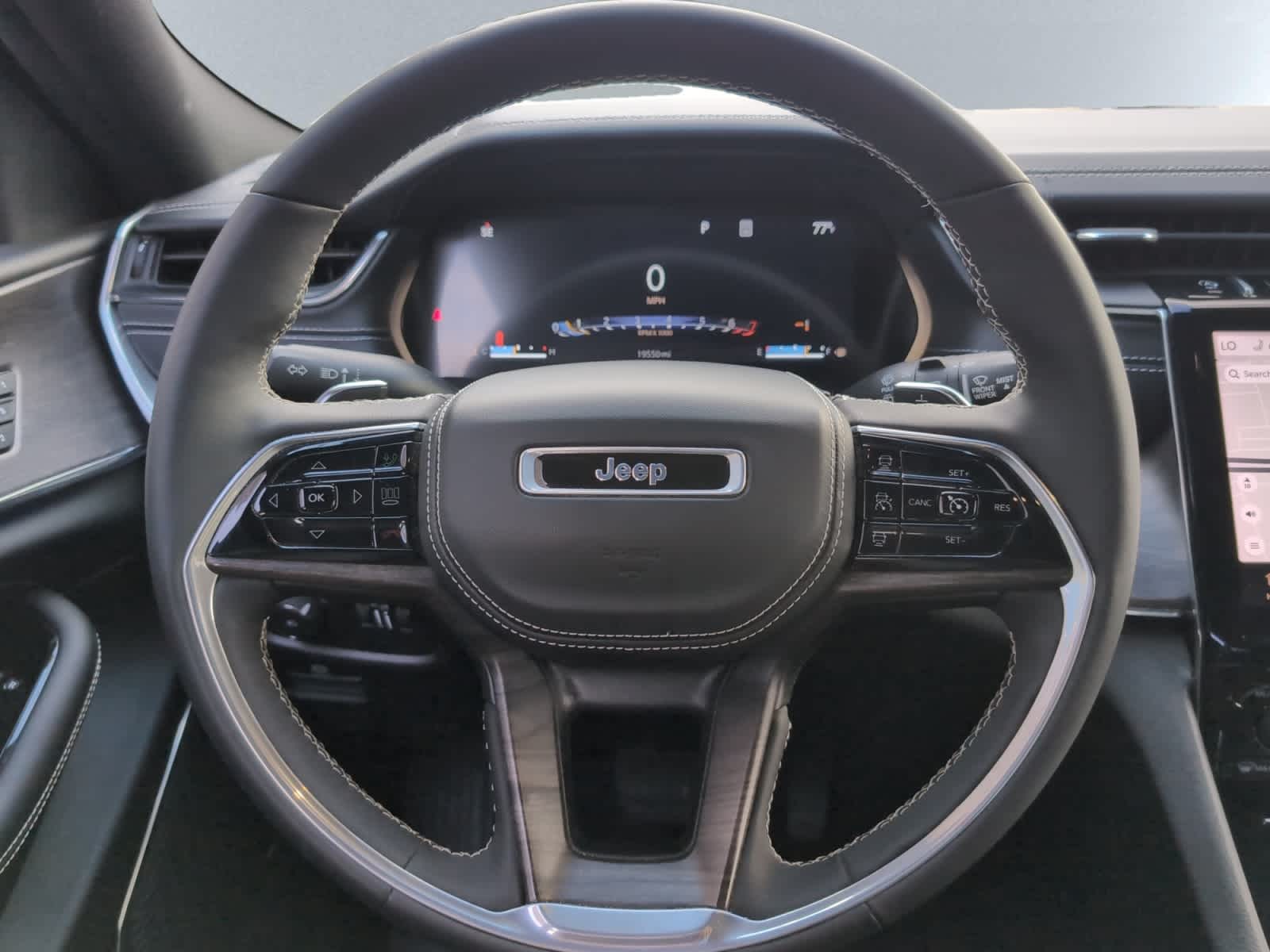 used 2023 Jeep Grand Cherokee car, priced at $42,998