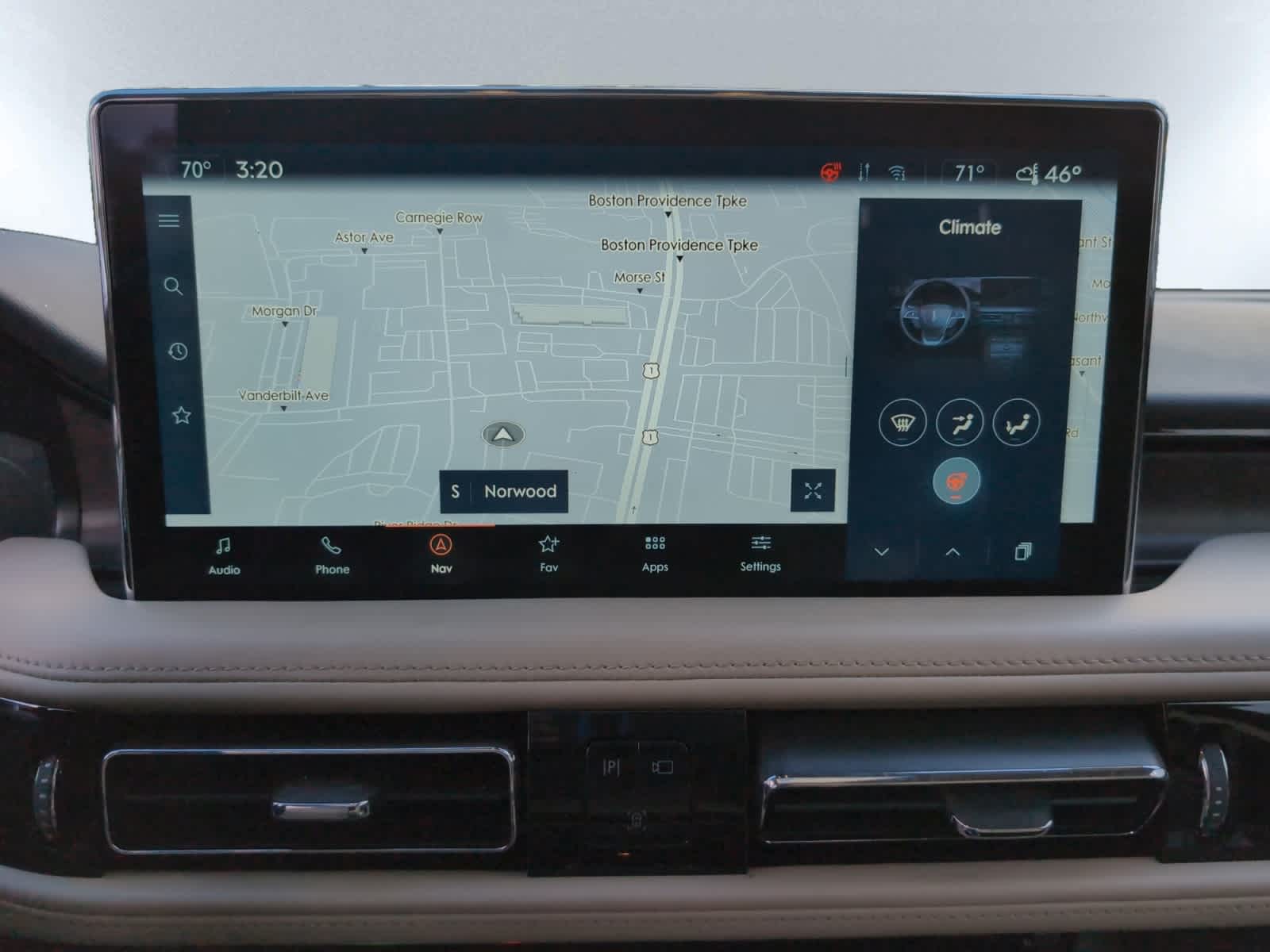 used 2023 Lincoln Nautilus car, priced at $33,998