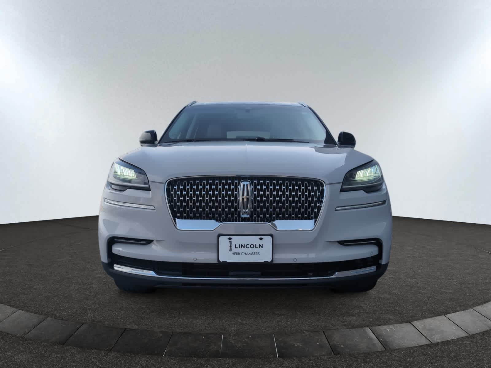 used 2023 Lincoln Aviator car, priced at $43,698