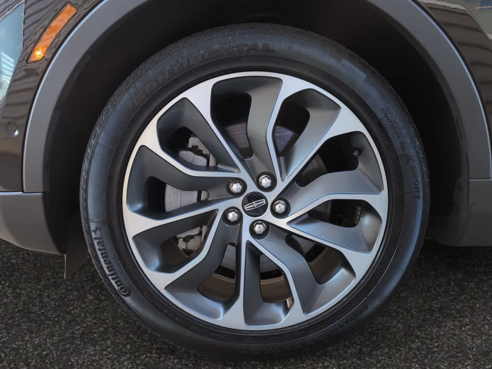 used 2021 Lincoln Nautilus car, priced at $32,998