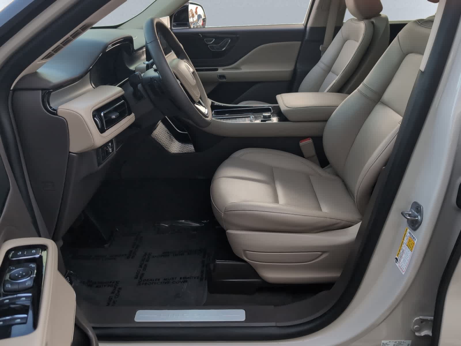 used 2023 Lincoln Aviator car, priced at $43,698