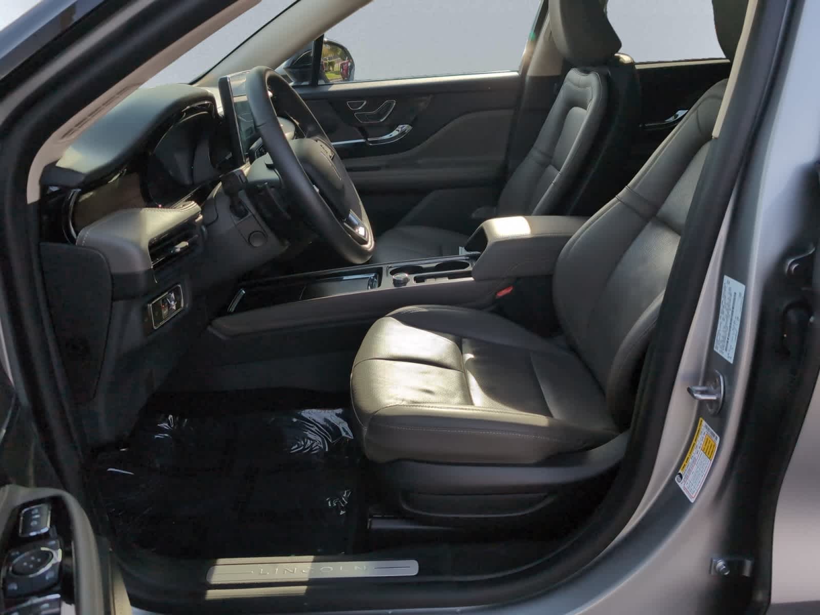 used 2024 Lincoln Corsair car, priced at $40,998