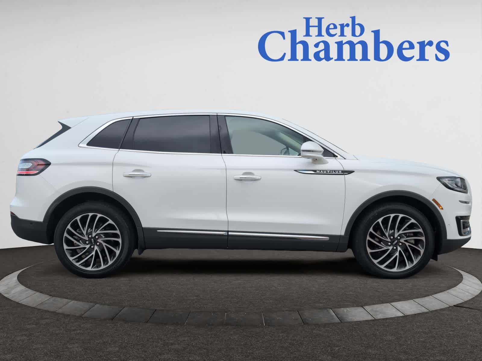 used 2020 Lincoln Nautilus car, priced at $27,998