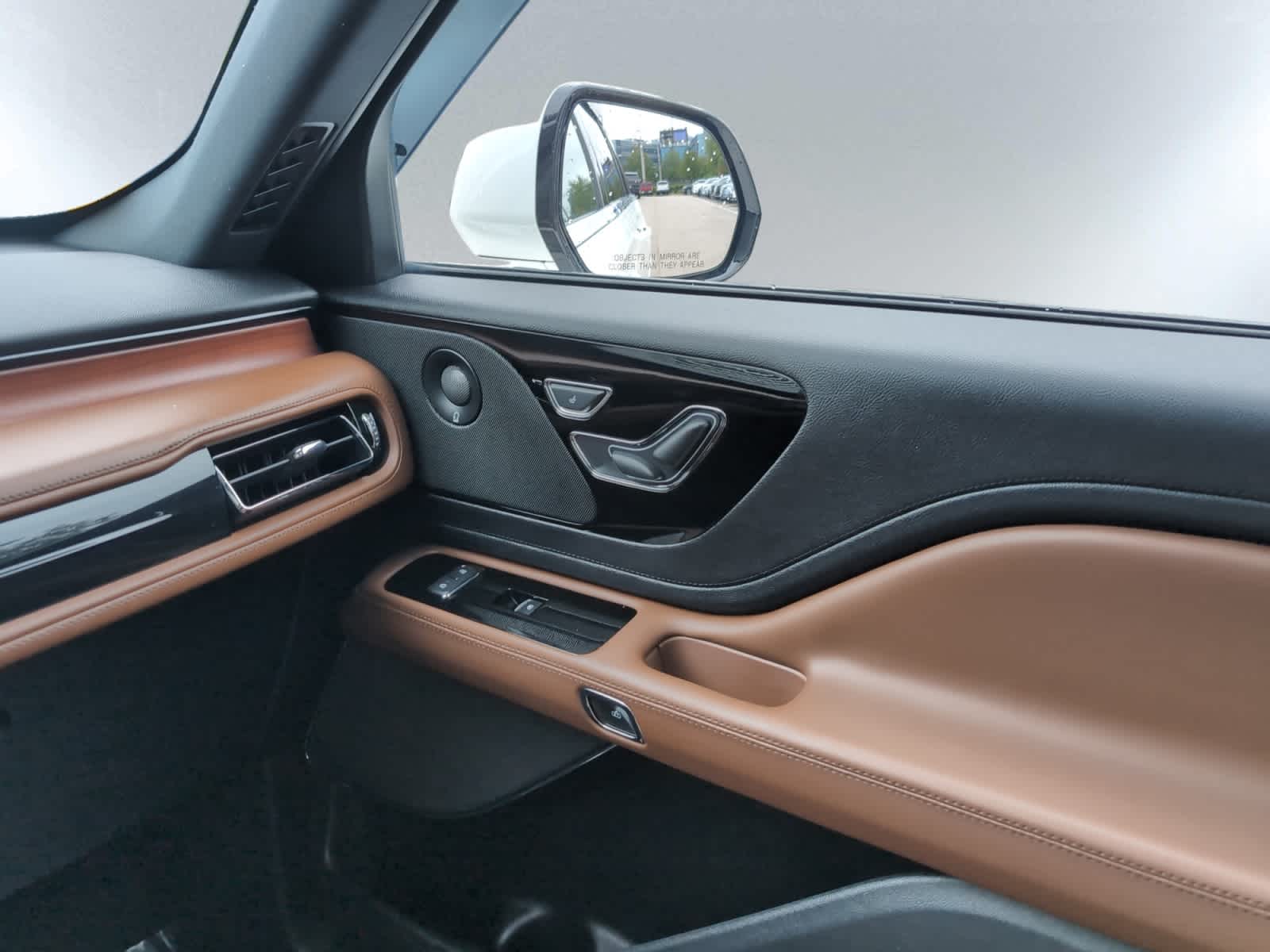 used 2021 Lincoln Aviator car, priced at $34,998