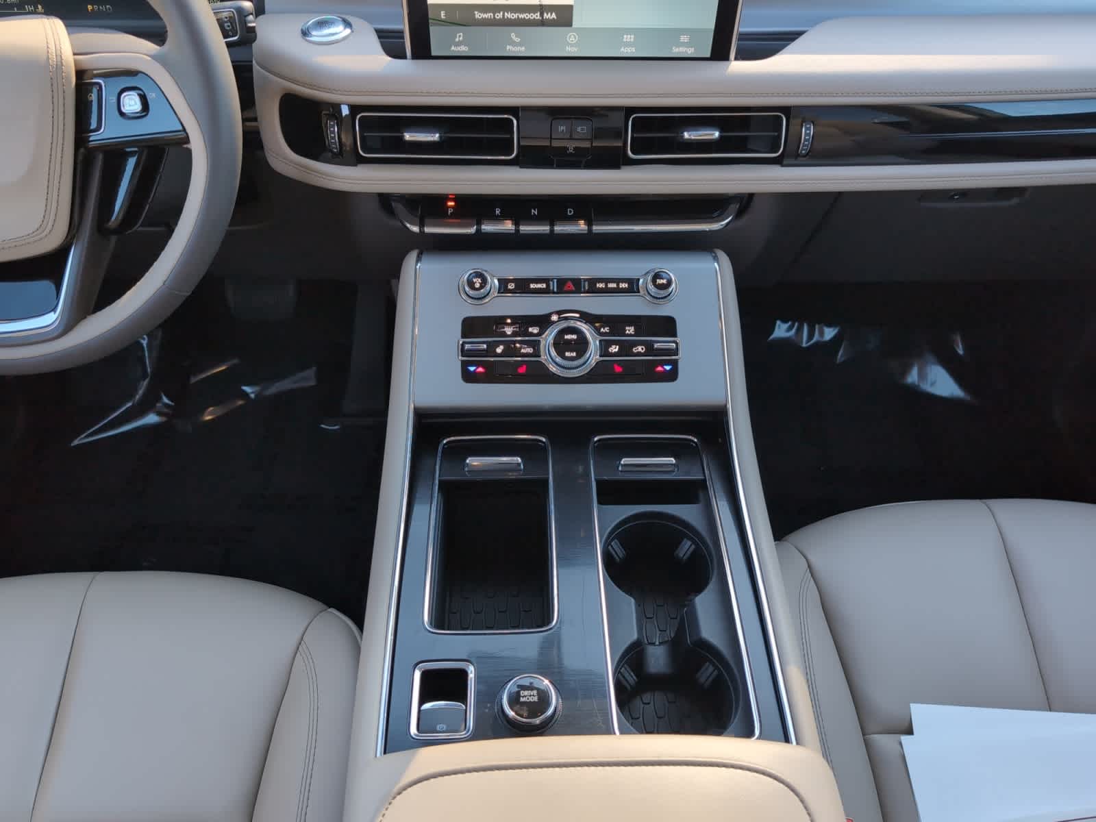 used 2022 Lincoln Aviator car, priced at $34,598