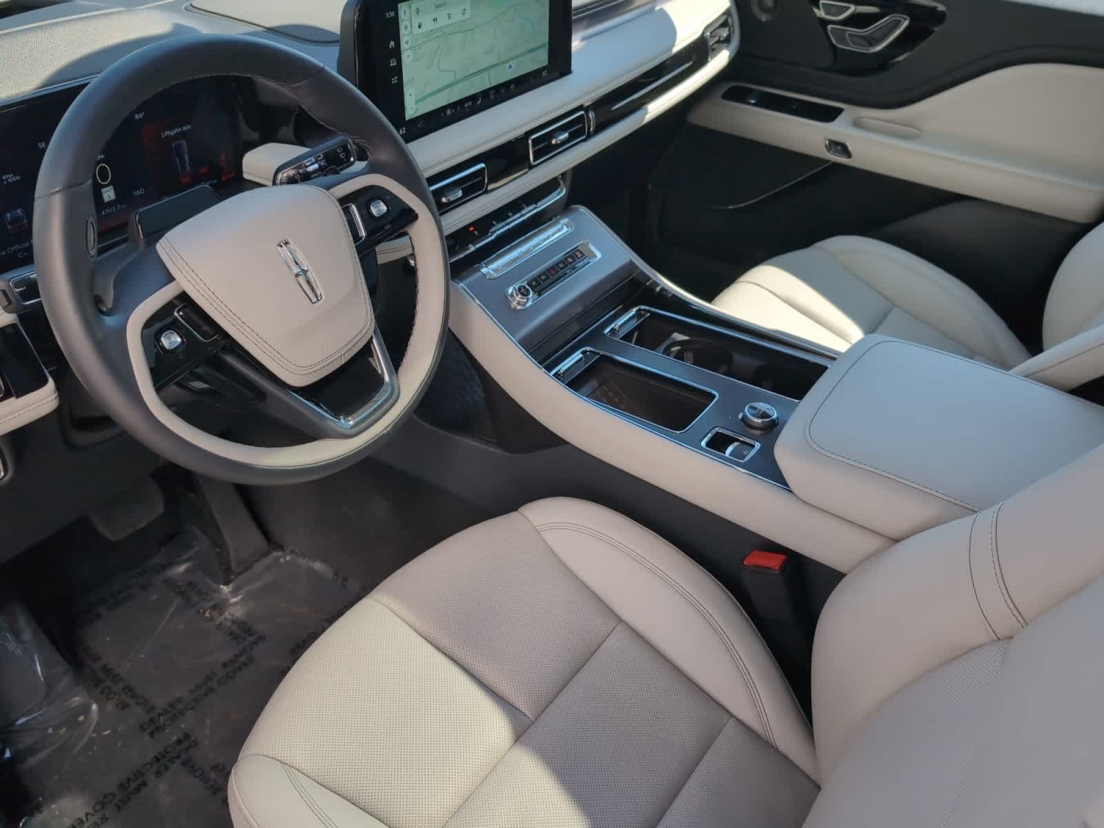 used 2025 Lincoln Aviator car, priced at $66,998