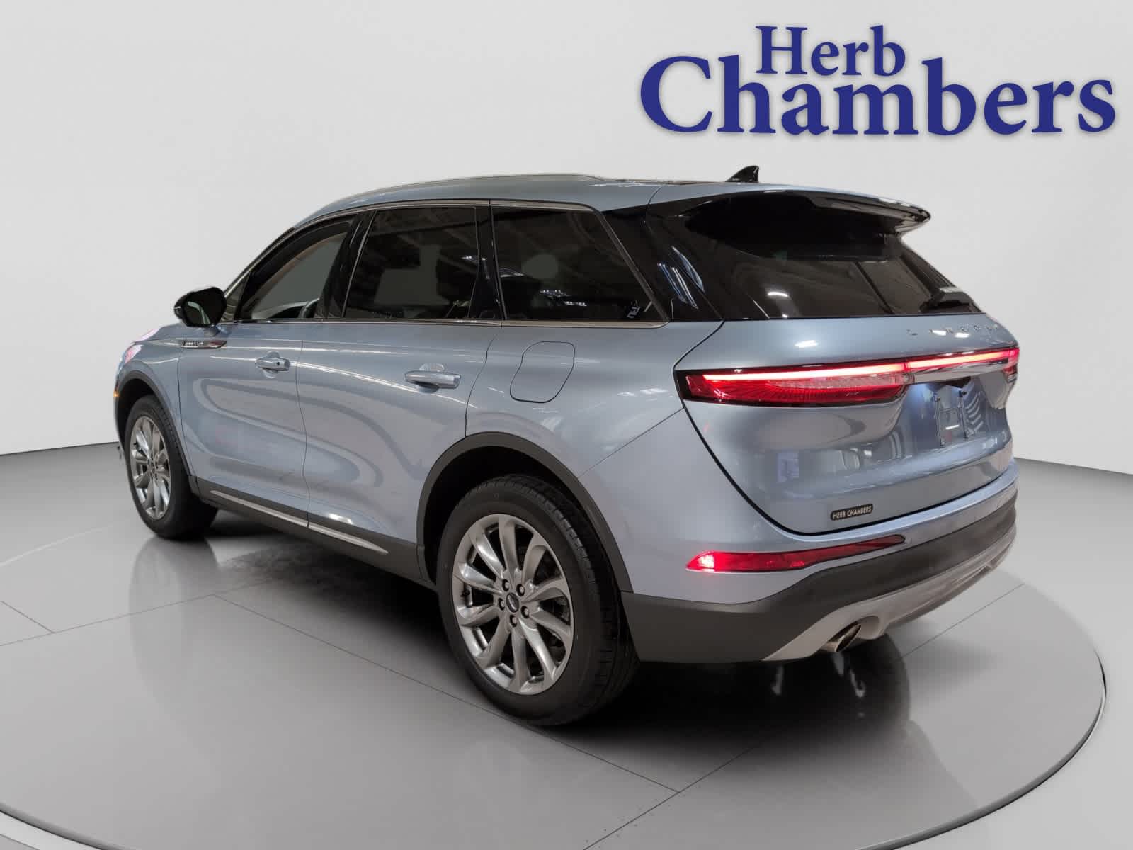 used 2022 Lincoln Corsair car, priced at $31,998