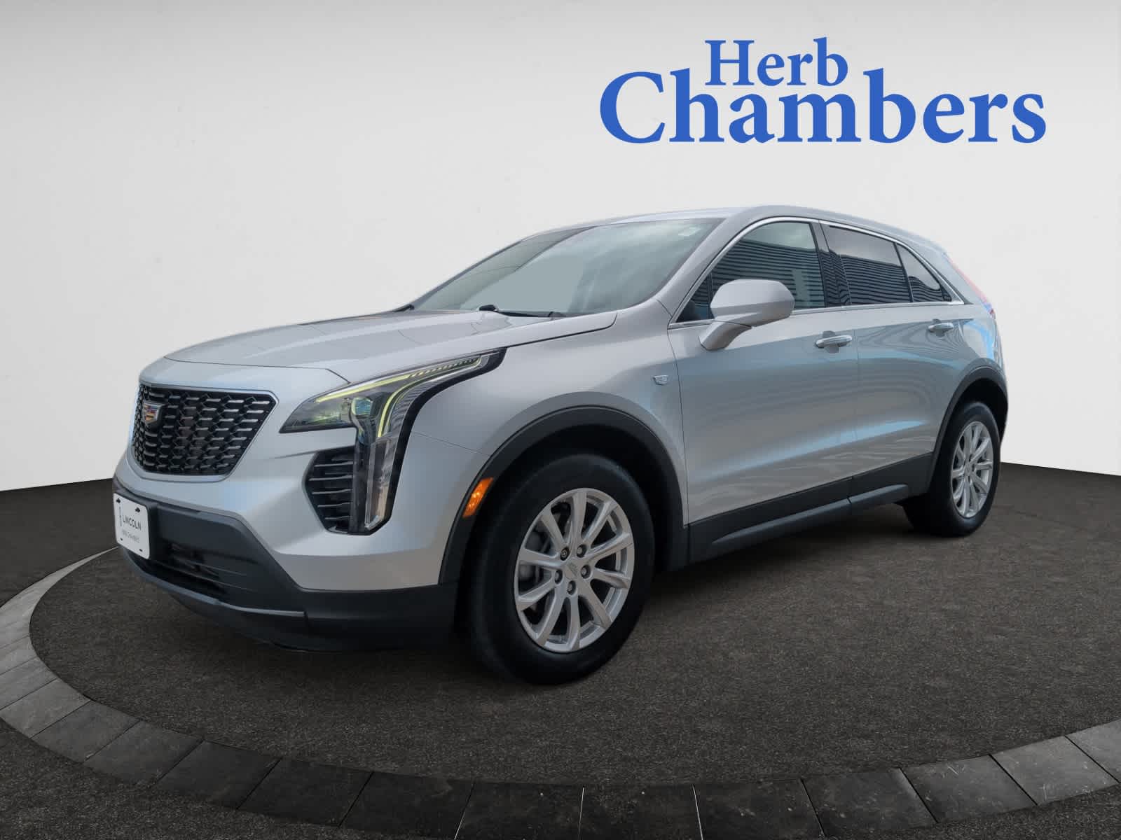 used 2020 Cadillac XT4 car, priced at $22,998