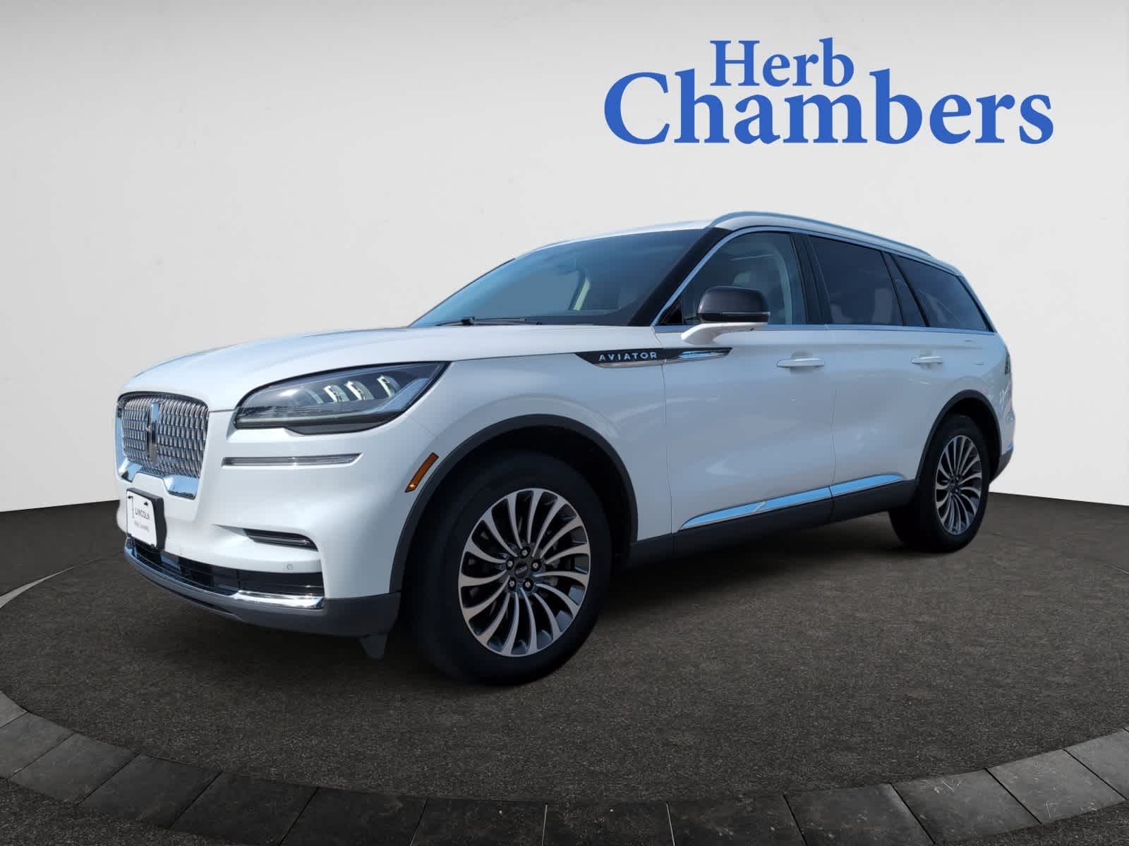 used 2023 Lincoln Aviator car, priced at $47,998