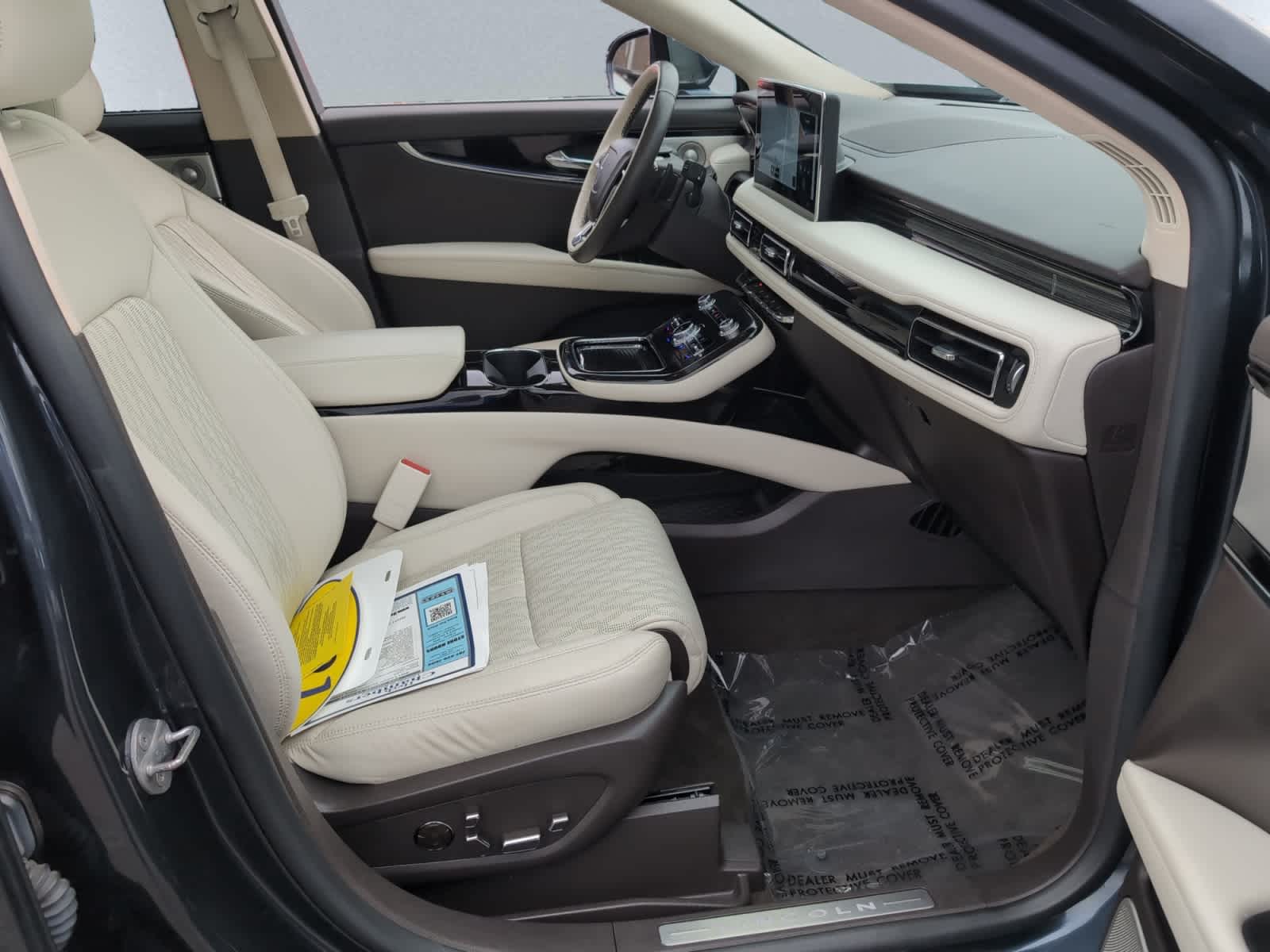 used 2021 Lincoln Nautilus car, priced at $28,998