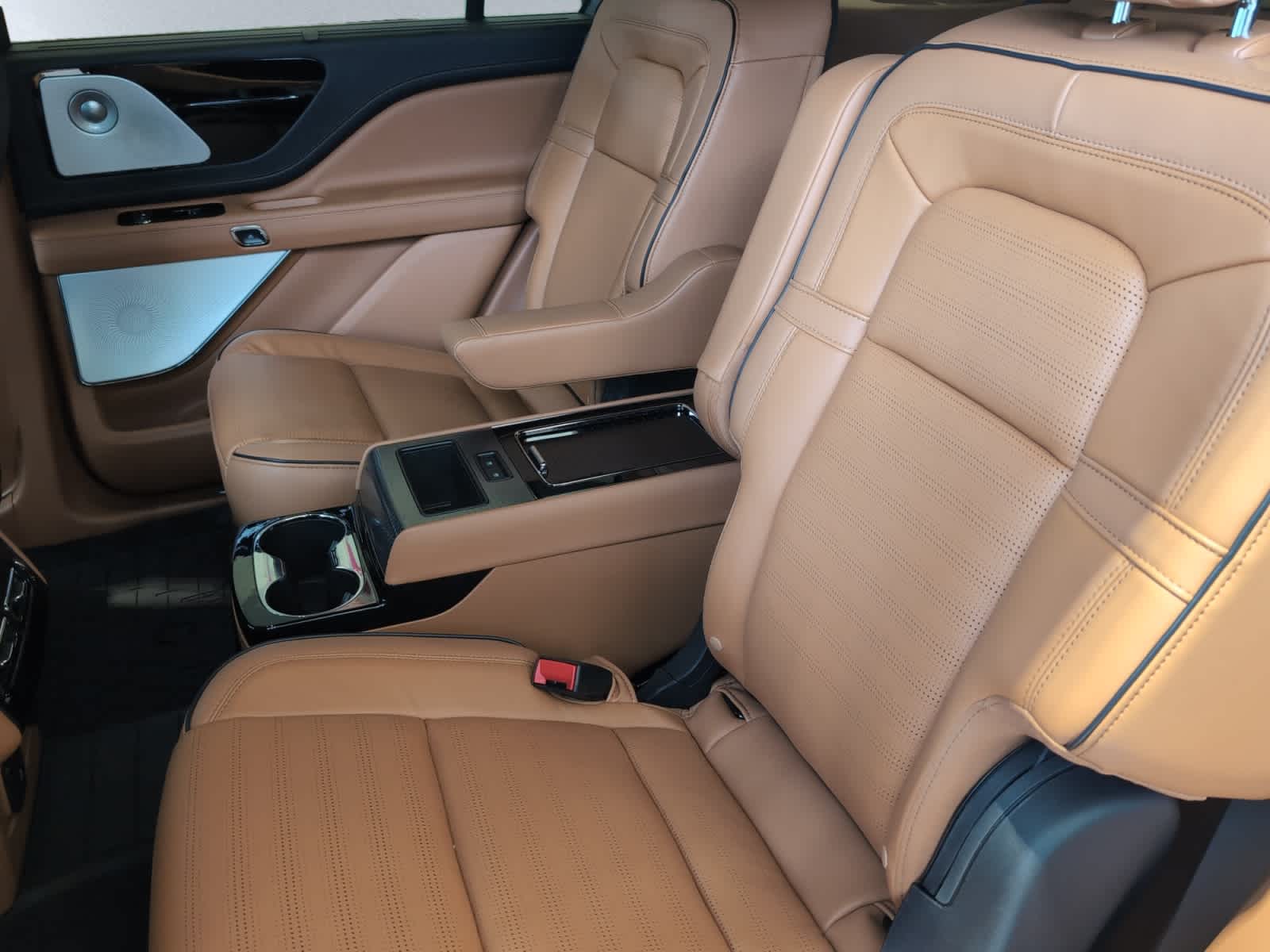 used 2025 Lincoln Aviator car, priced at $89,998