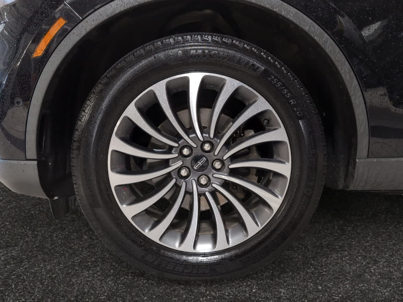 used 2020 Lincoln Aviator car, priced at $29,998
