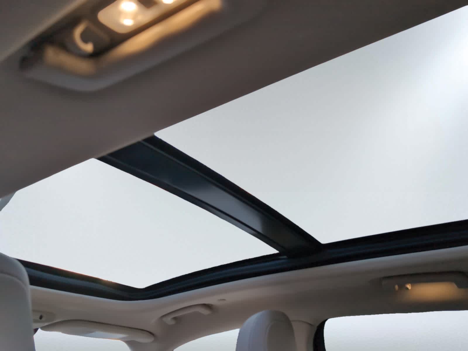 used 2023 Lincoln Nautilus car, priced at $33,998