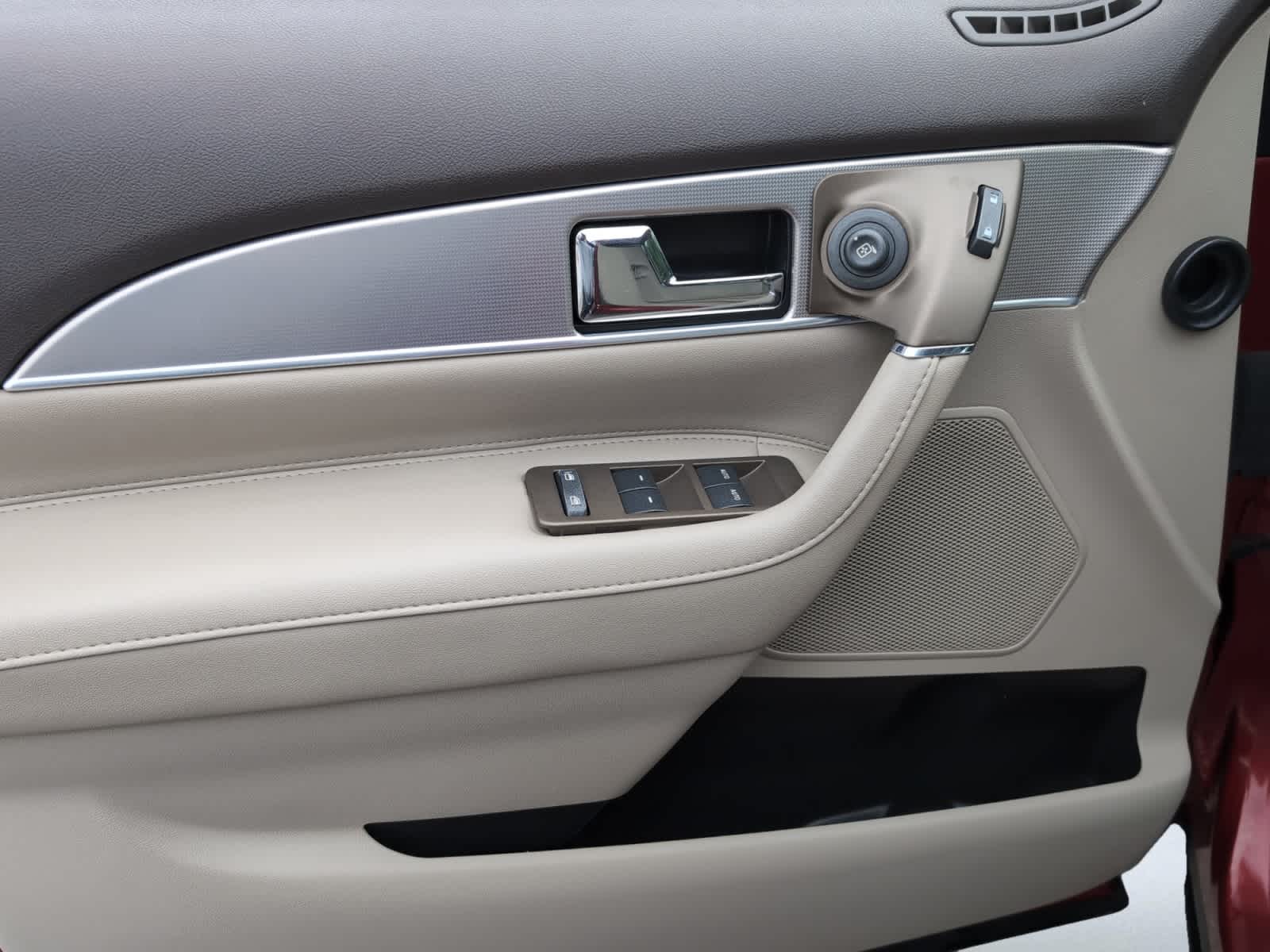 used 2015 Lincoln MKX car, priced at $14,998