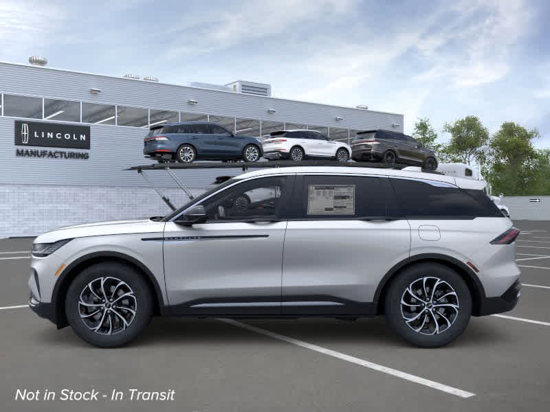 new 2025 Lincoln Nautilus car, priced at $56,180