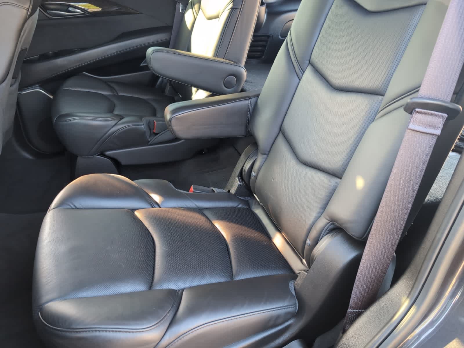 used 2017 Cadillac Escalade car, priced at $29,998