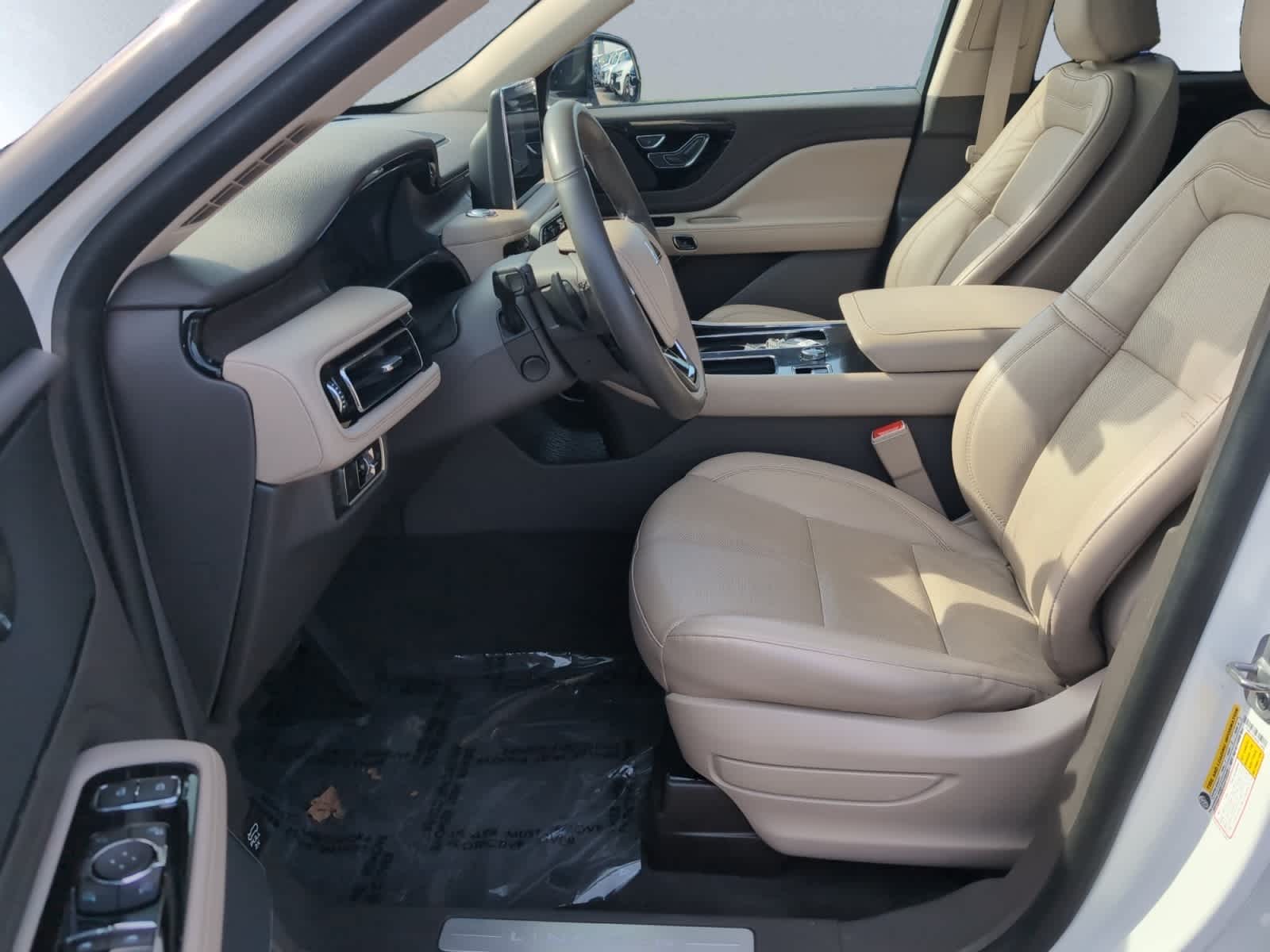 used 2023 Lincoln Aviator car, priced at $47,998