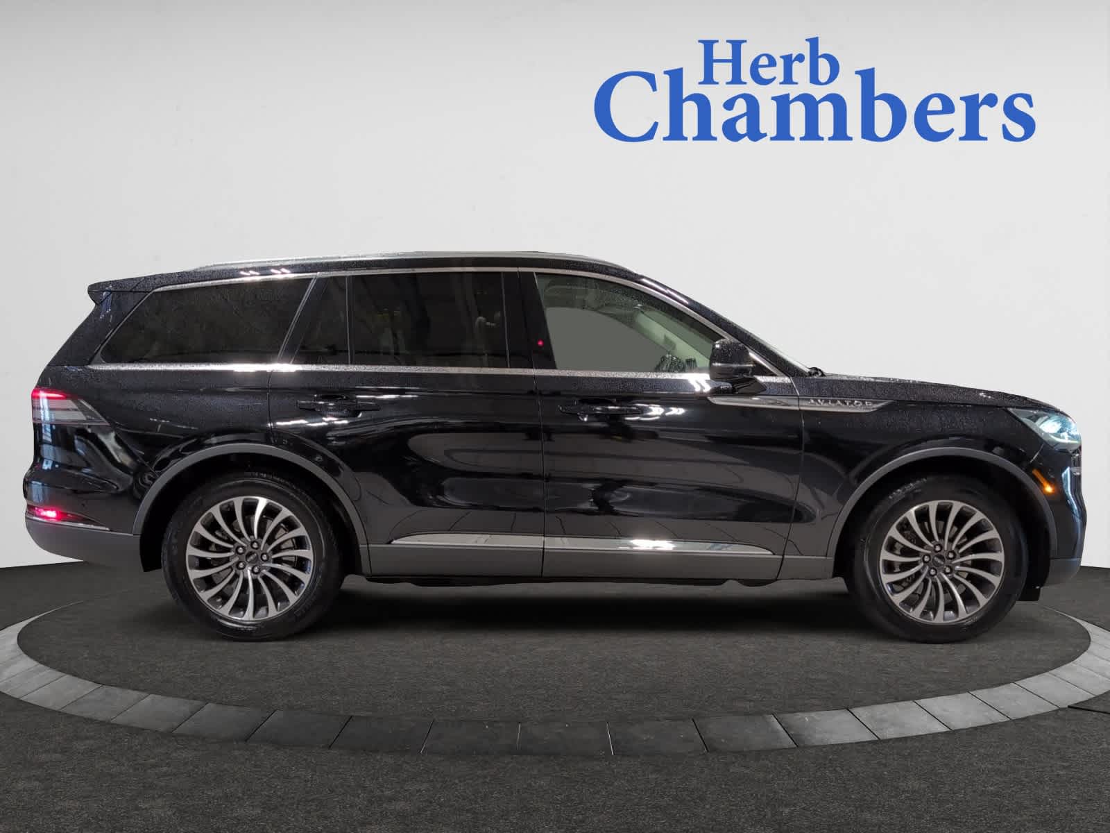 used 2020 Lincoln Aviator car, priced at $29,998