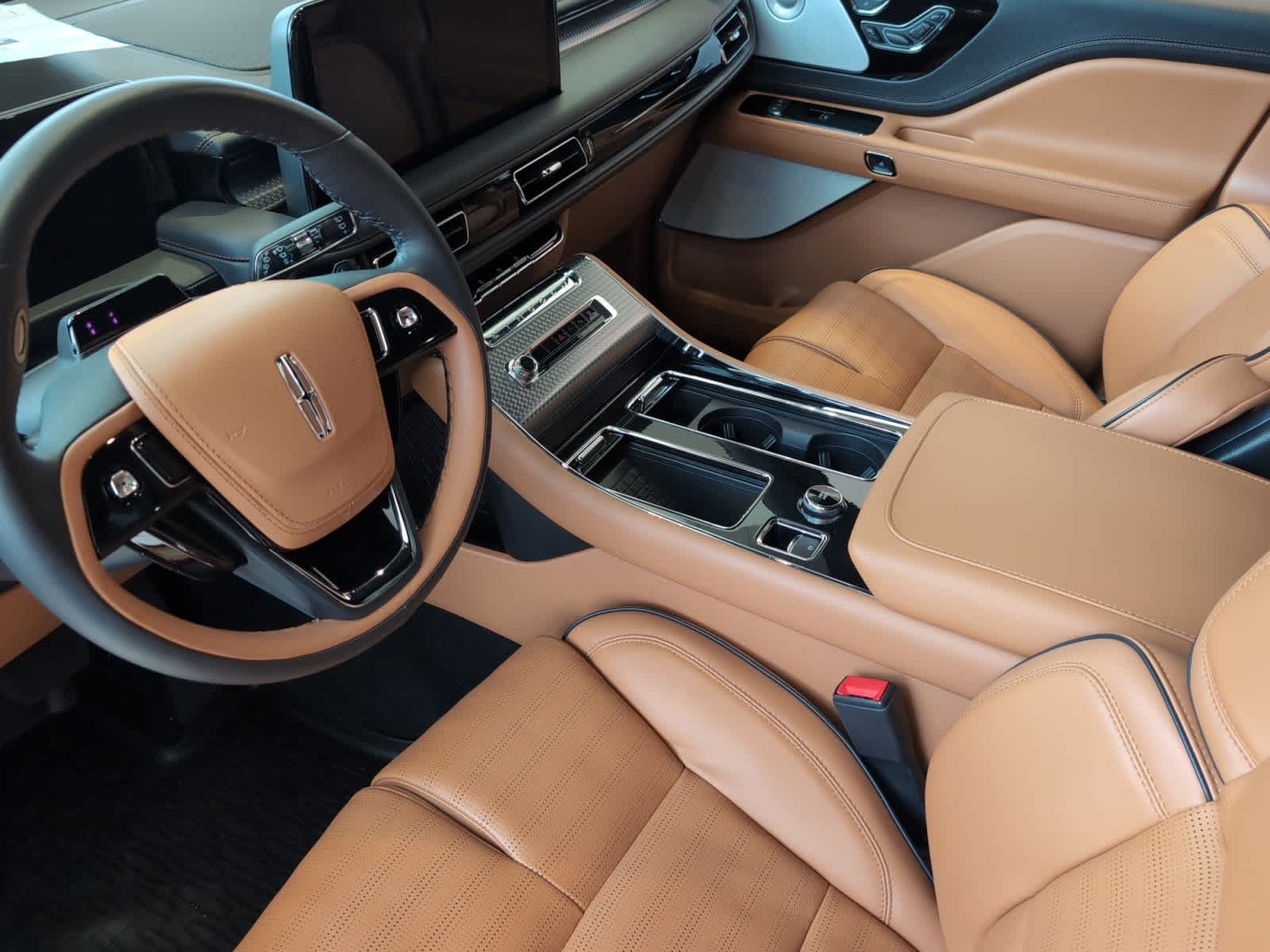 used 2025 Lincoln Aviator car, priced at $89,998