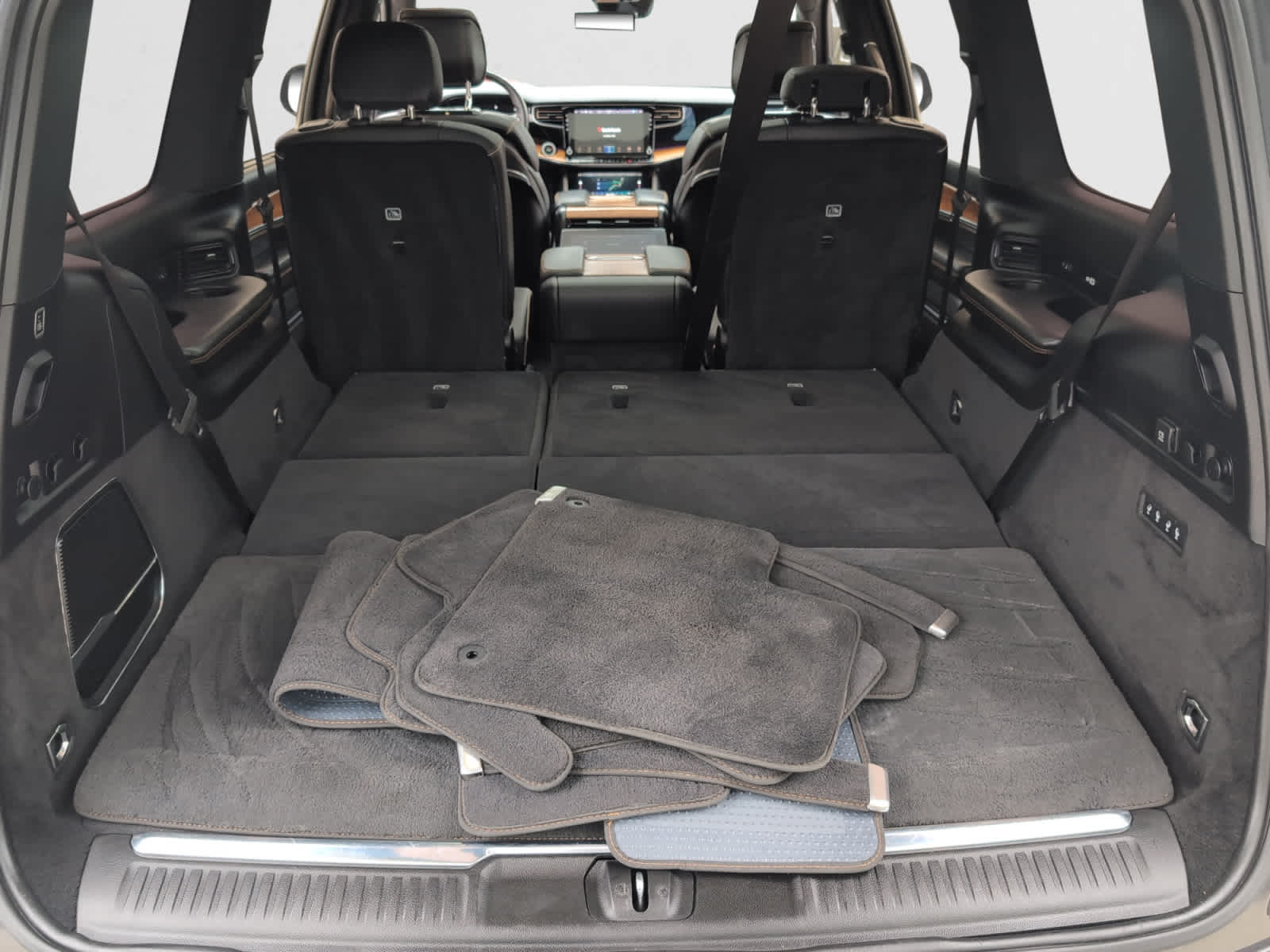 used 2022 Jeep Grand Wagoneer car, priced at $45,998