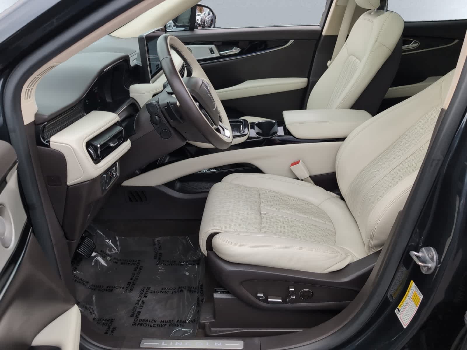 used 2021 Lincoln Nautilus car, priced at $28,998