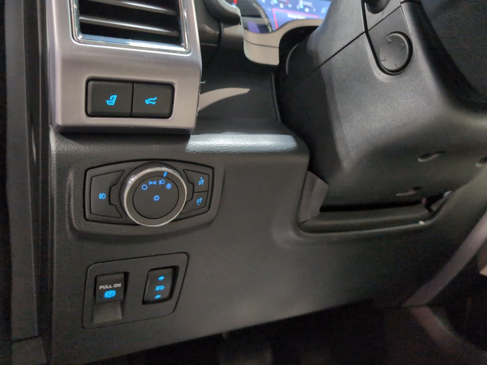 used 2019 Ford Expedition car, priced at $34,998