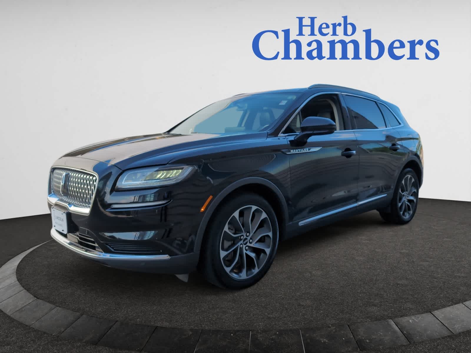 used 2021 Lincoln Nautilus car, priced at $32,998