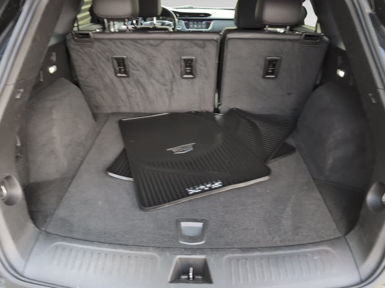 used 2023 Cadillac XT5 car, priced at $15,998