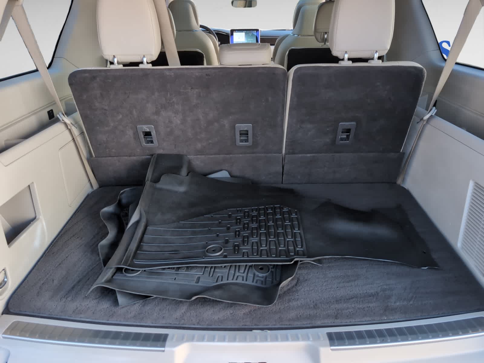 used 2019 Lincoln Navigator L car, priced at $34,998